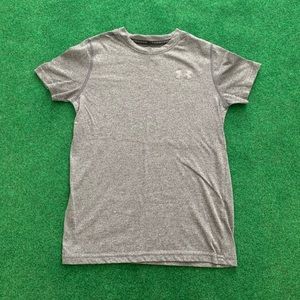 Under Armour gray tee